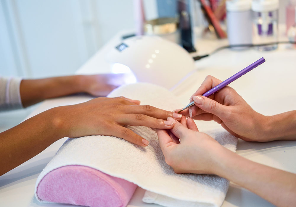 Its Trang Nail Artis in Dubai